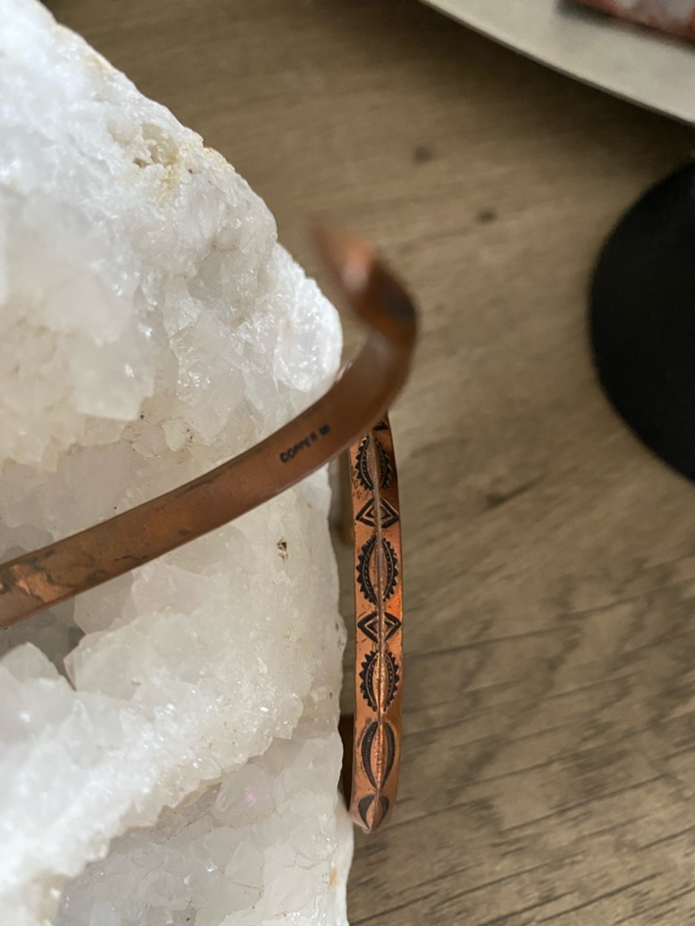 2 Vintage Copper Cuff Bracelet’s Hand Etched Signed Copper VSM? Pyramid Profile - Picture 6 of 7